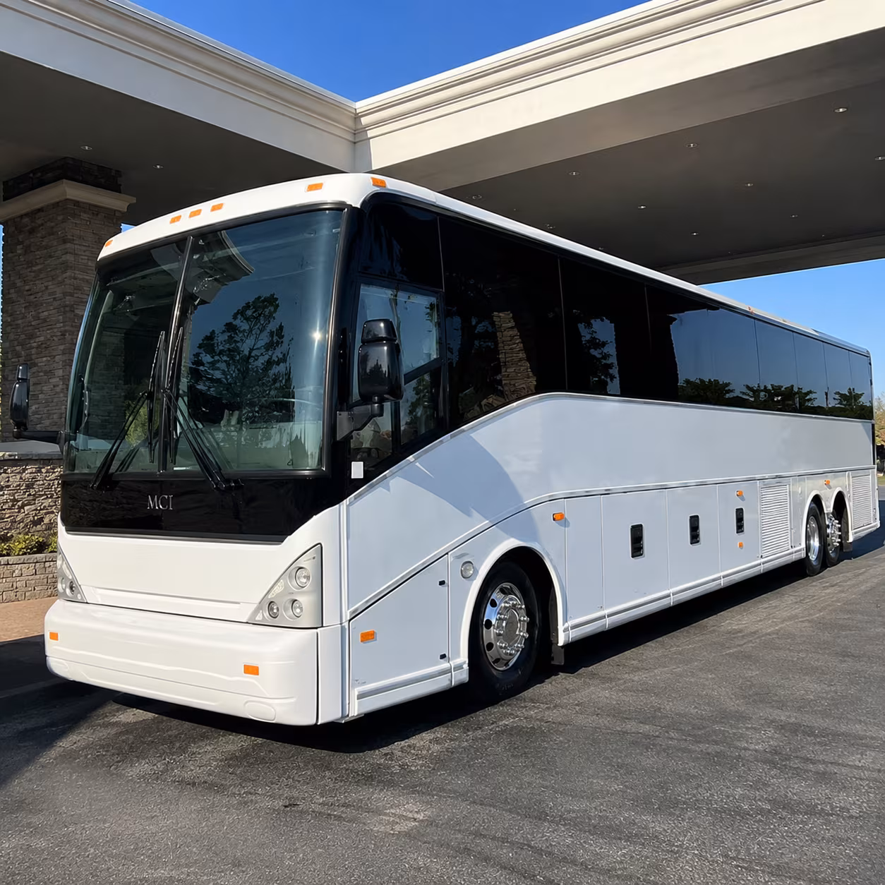 airport shuttle service for missouri western state university groups
