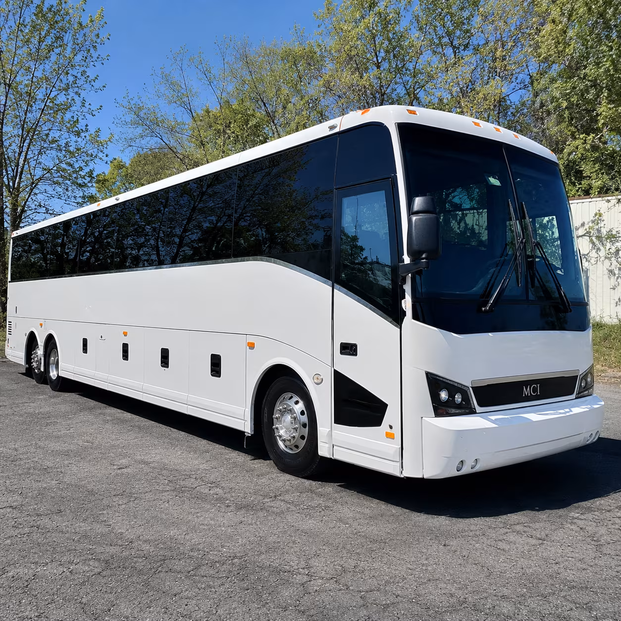minibus rentals to the remington nature center and missouri river science programs