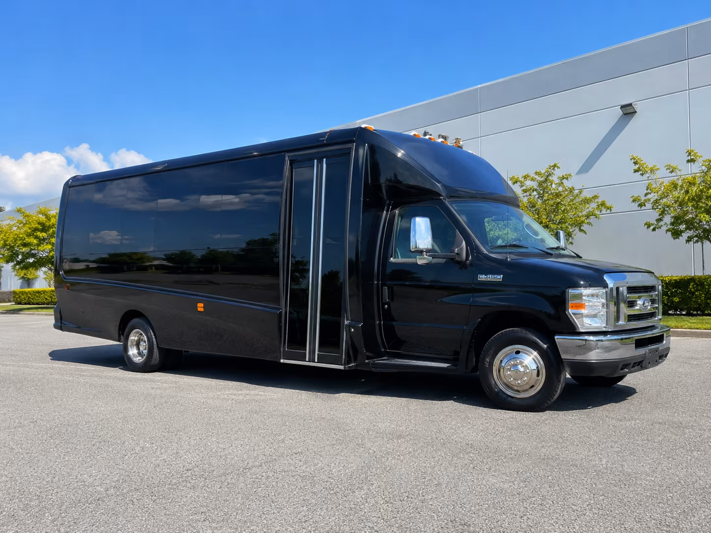 party buses for prom night in st joseph the full evening your way